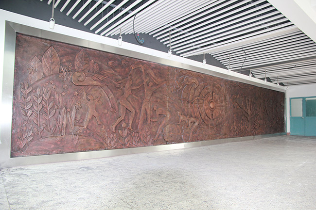 ��Ӣ���(gu��)�Z�W(xu��)У��~���ܸ���ͱڮ�