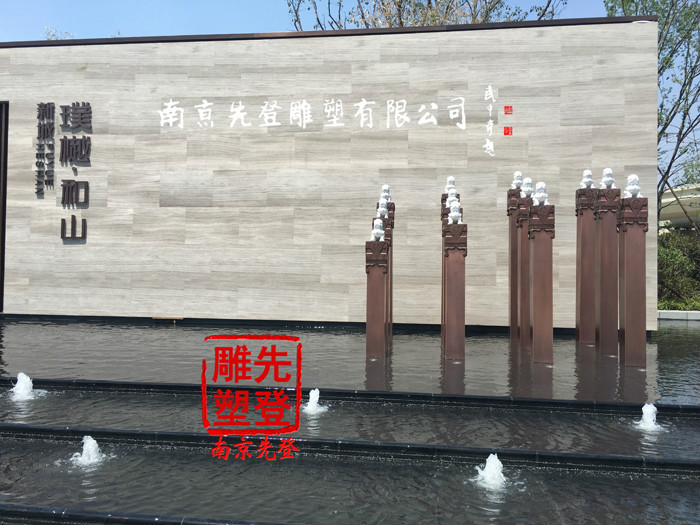 ���~���h�������